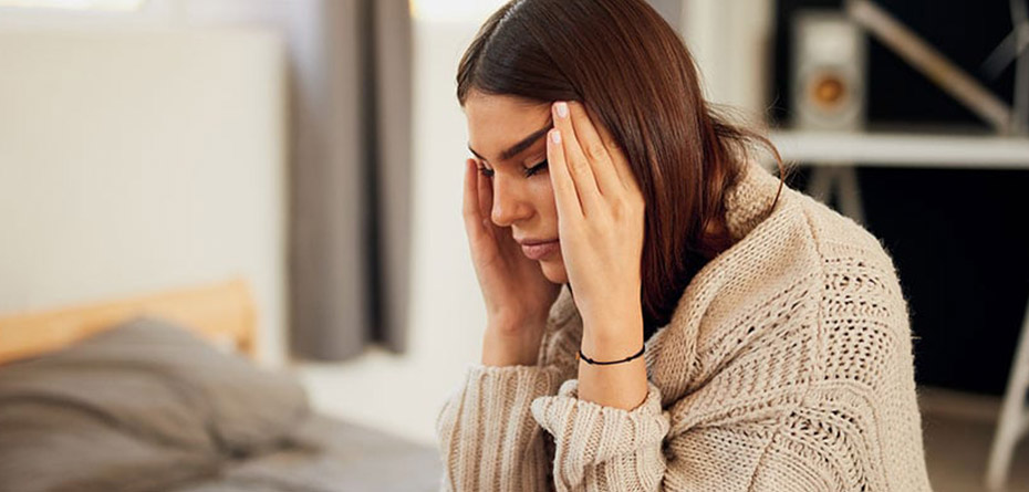 آیا هورمون‌‌ها در زنان باعث سردرد می‌شوند؟